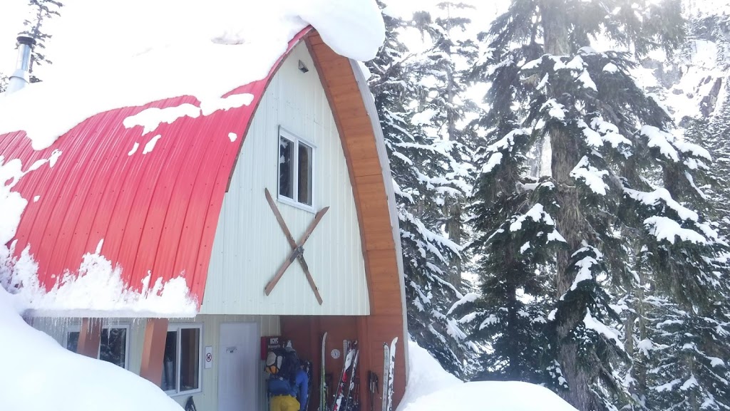 Watersprite Lake hut | Squamish-Lillooet D, BC V0N 1J0, Canada