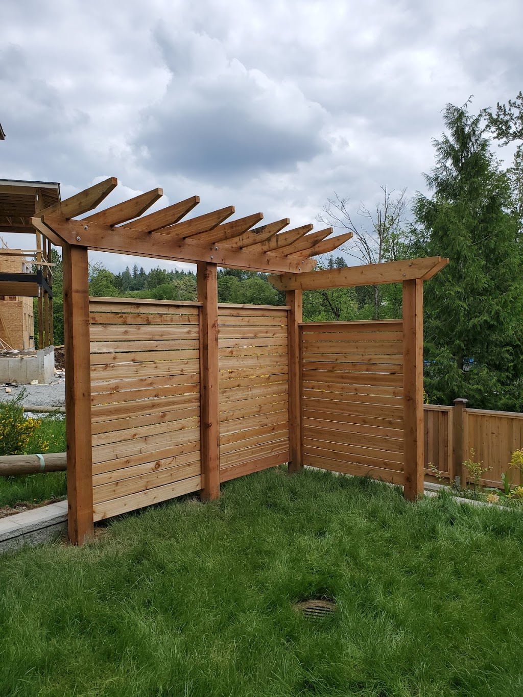 Black Dog Fencing Inc. | Lorne Ave, Maple Ridge, BC V2X 1H6, Canada | Phone: (778) 879-7335