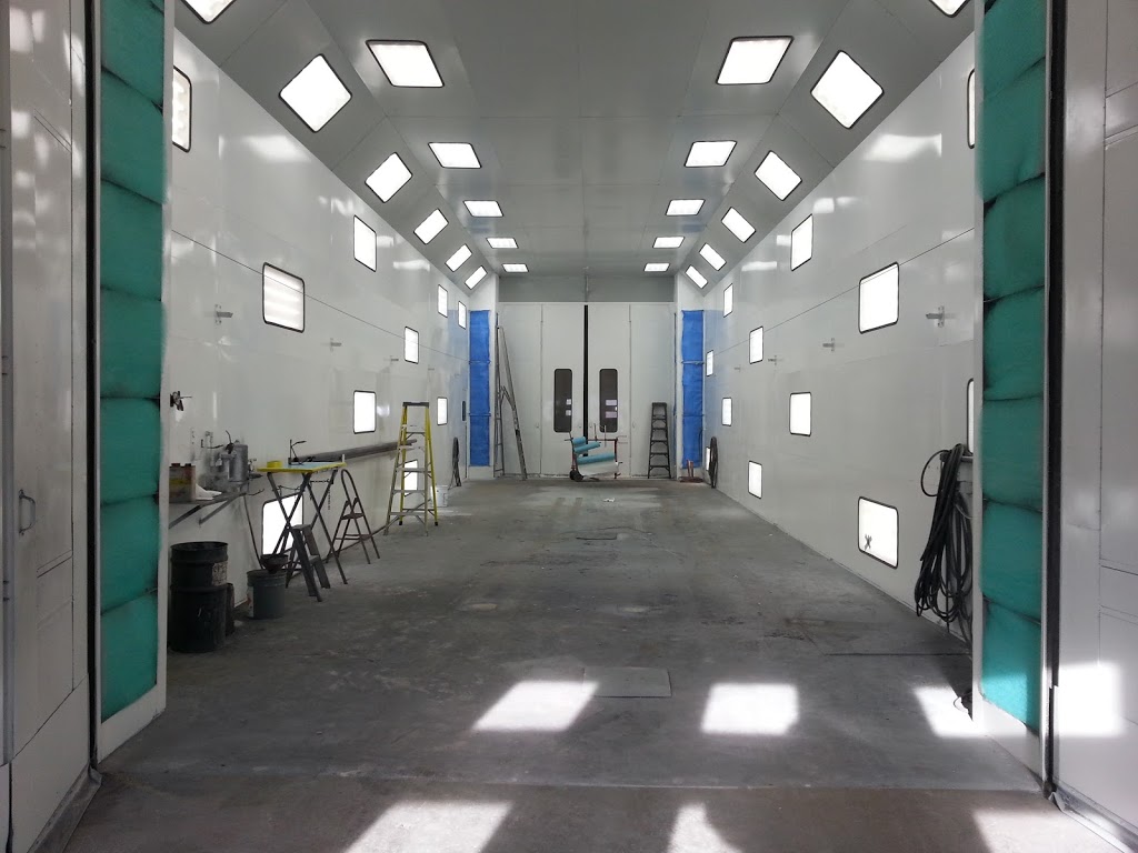 REMORQUAGE ET CARROSSERIE RENE BERTRAND INC | 1114 QC-138, Neuville, QC G0A 2R0, Canada | Phone: (418) 876-2215