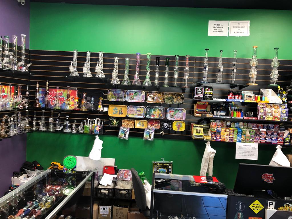 Station 420 & Vape | 8202 175 St NW, Edmonton, AB T5T 1V1, Canada | Phone: (780) 250-1420