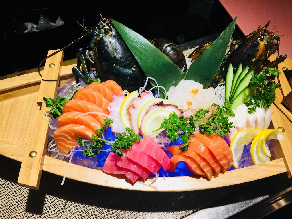Kiku Sushi | 808 York Mills Rd, North York, ON M3B 1X8, Canada | Phone: (416) 331-8666