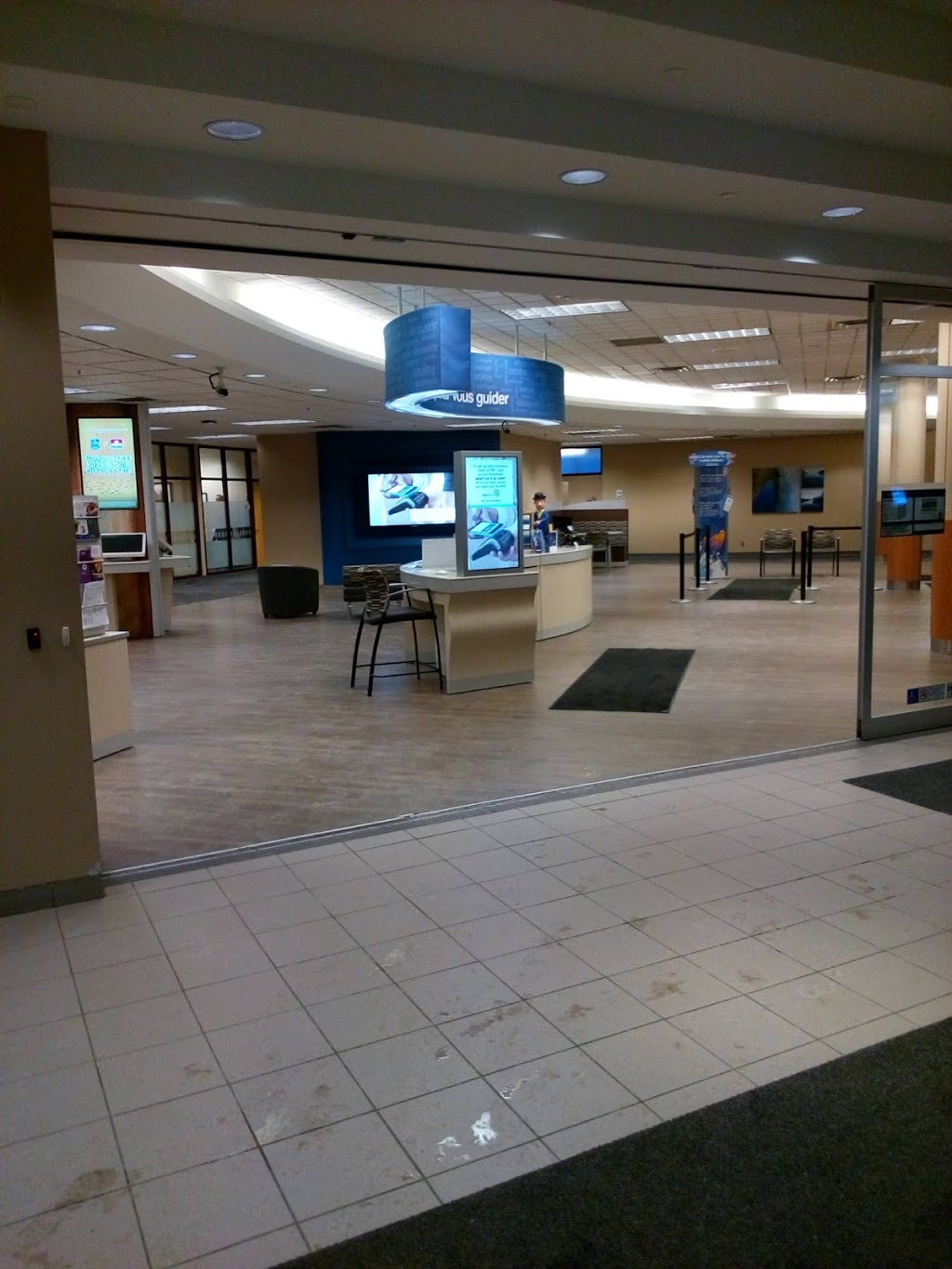 RBC Royal Bank | 201 Boul De L`Industrie, Candiac, QC J5R 6A6, Canada | Phone: (450) 659-9681