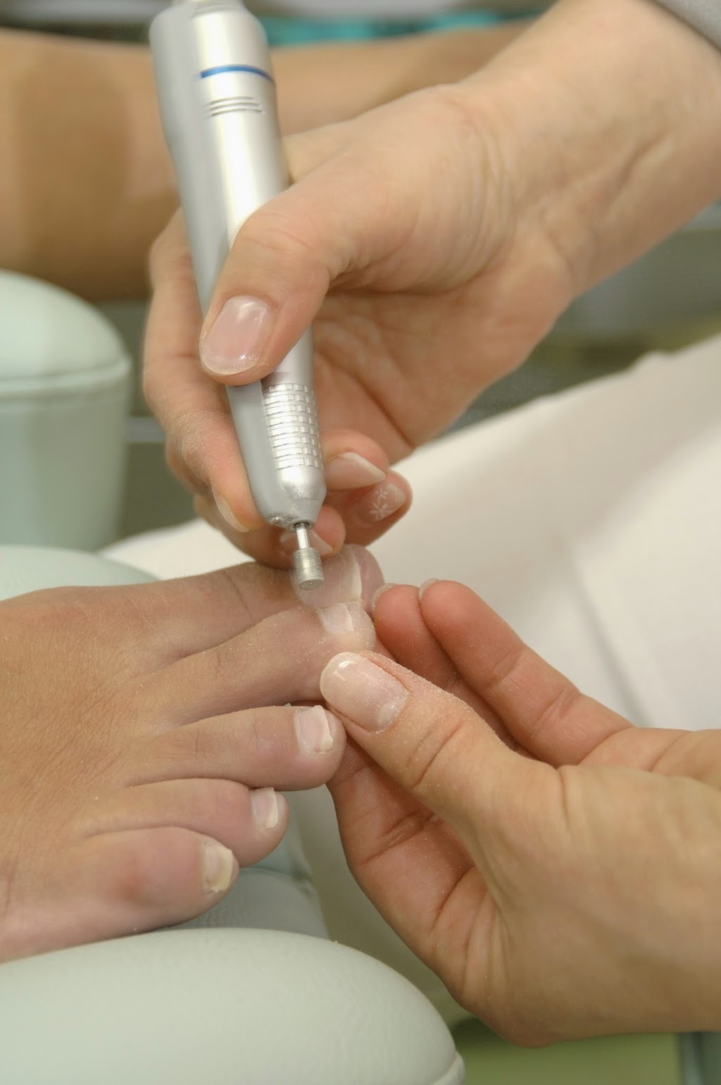 Clinique McKen St-Pierre Podologie/ Réflexologie/ Massage sur ch | 1396 Rue Notre Dame, Saint-Césaire, QC J0L 1T0, Canada | Phone: (450) 947-3611