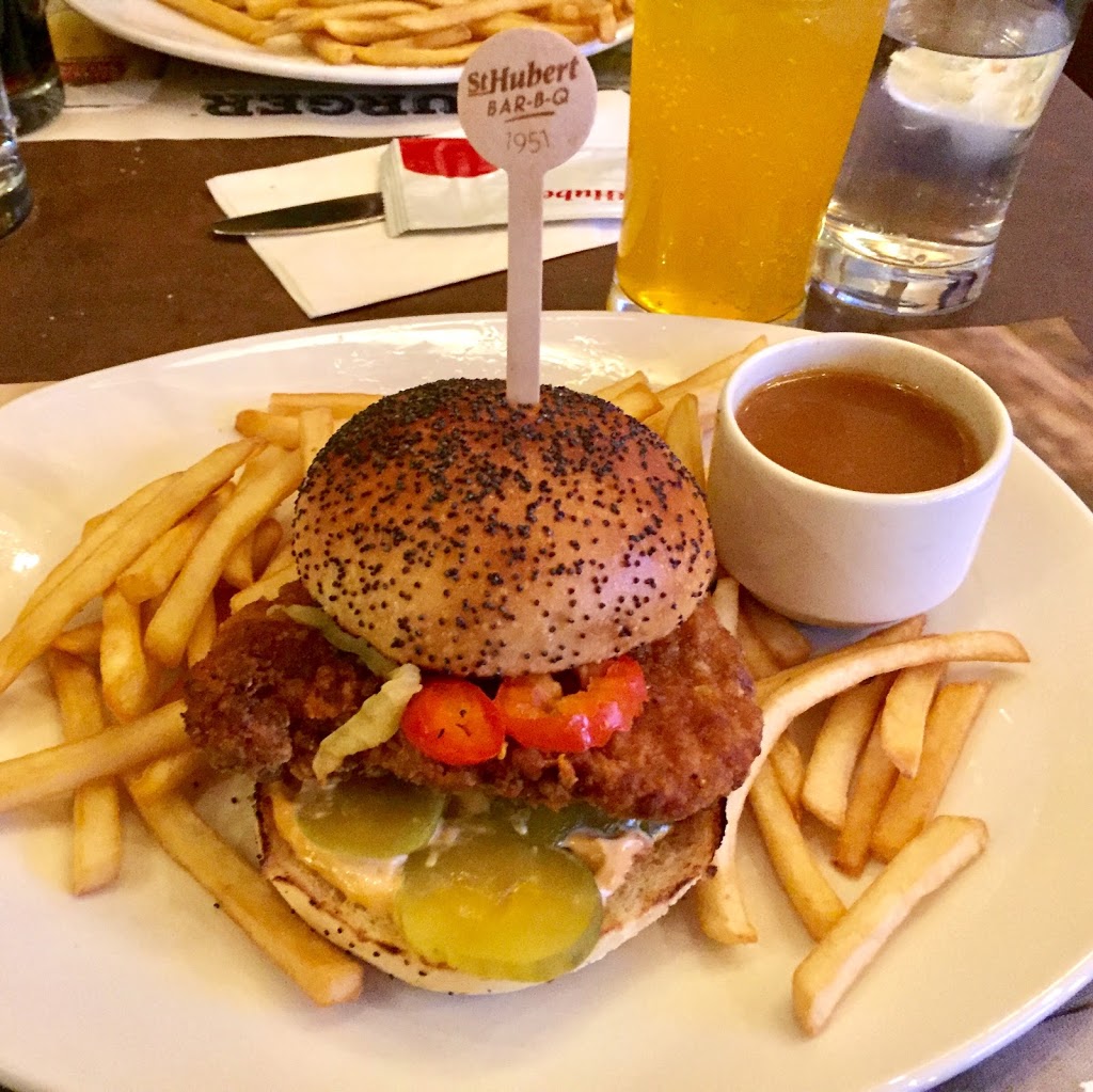 Rôtisserie St-Hubert | 950 Rue Principale E, Sainte-Agathe-des-Monts, QC J8C 1L6, Canada | Phone: (819) 326-6655