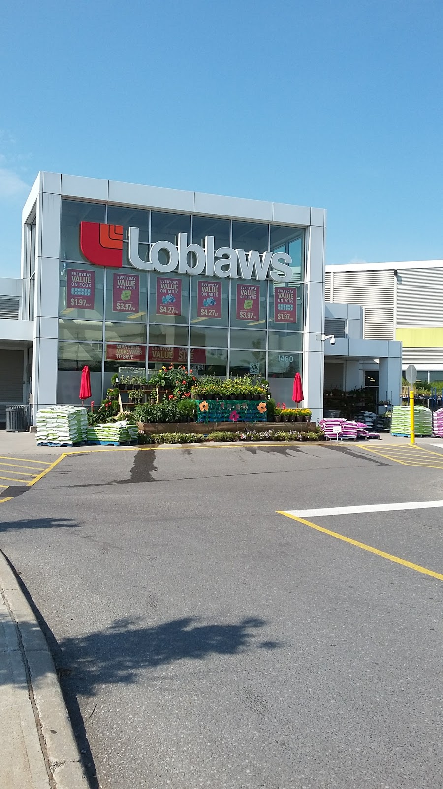 Loblaws | 1460 Merivale Rd, Nepean, ON K2E 5P2, Canada | Phone: (613) 226-6001