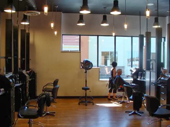 The Head Shoppe - Spryfield | 318 Herring Cove Rd, Halifax, NS B3R 1T5, Canada | Phone: (902) 477-6494