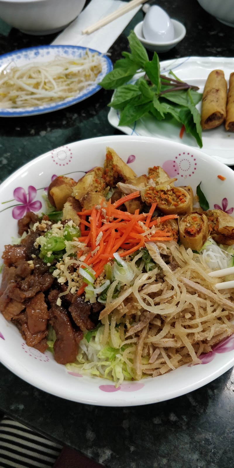 Pho Thanh Vietnamese Noodle House | 6630 4 St NE, Calgary, AB T2K 6G9, Canada | Phone: (403) 295-0563