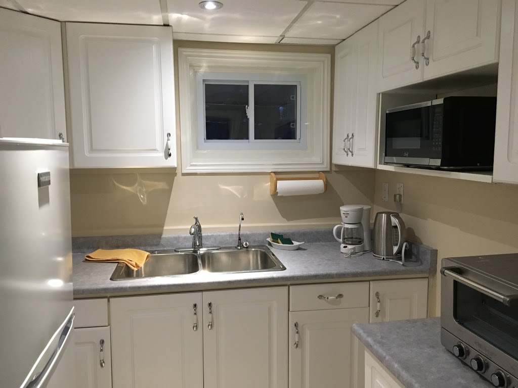 Stanton Bed and Breakfast | 527507 Side Rd 5, Mansfield, ON L9V 0R3, Canada | Phone: (519) 925-0347