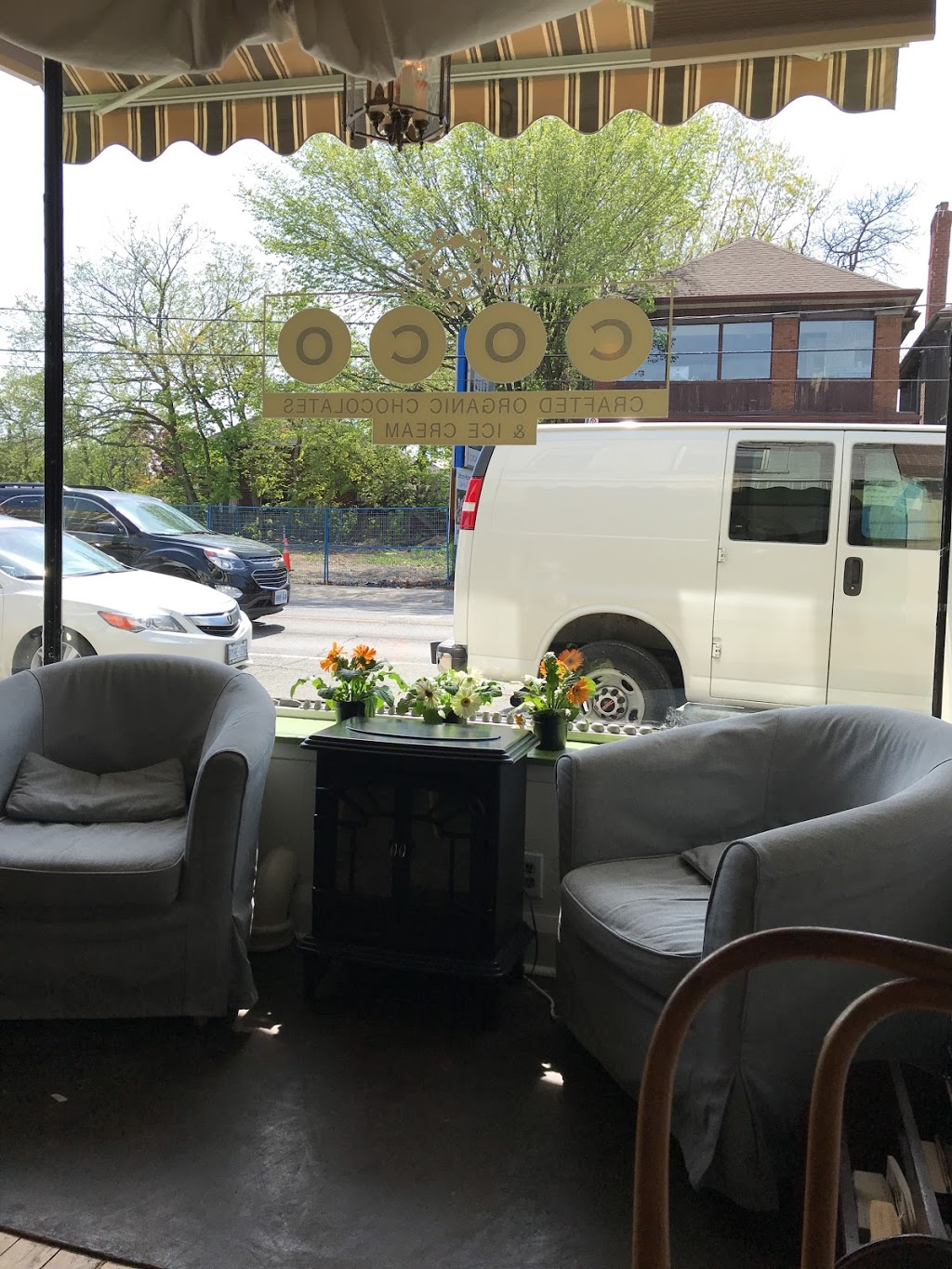 COCO Crafted Organic Chocolates & Ice Cream | 365 Jane St, Toronto, ON M6S 3Z3, Canada | Phone: (647) 351-4005