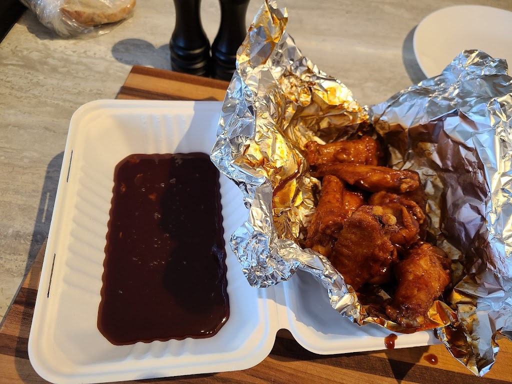 Pizza Hausle and Broaster Chicken | 11154 11th St NE #150, Calgary, AB T3K 2R5, Canada | Phone: (587) 230-0786