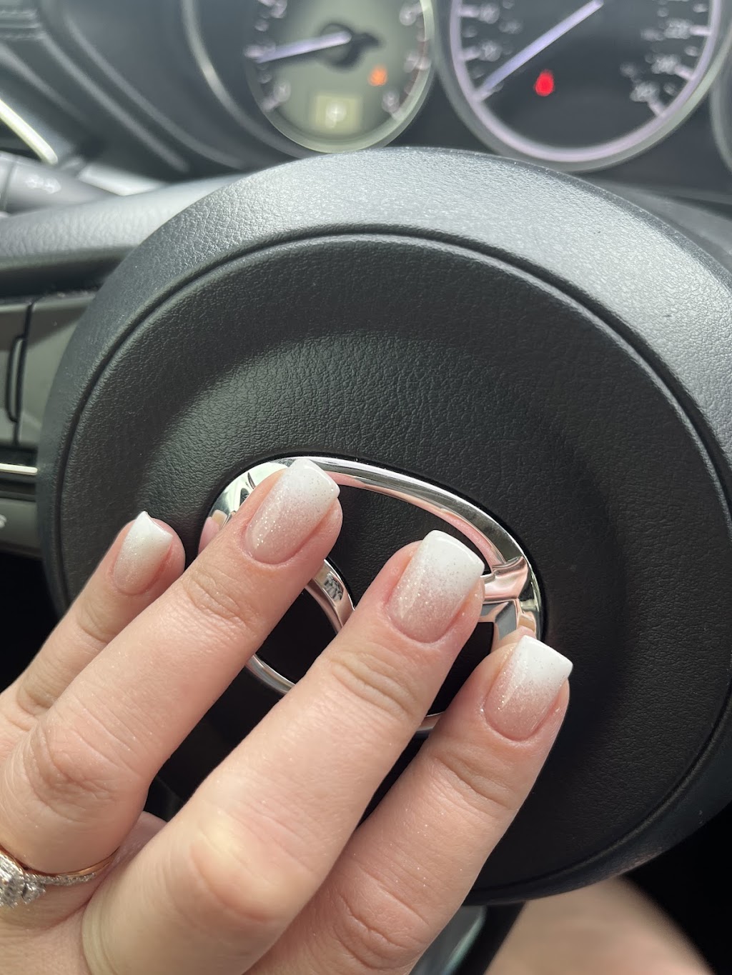 Jadorebeauty | 177 Truant Cres, Red Deer, AB T4P 0S7, Canada | Phone: (403) 598-1082
