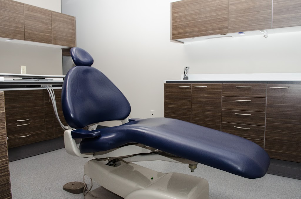Voyageur Dental | 6002 Voyageur Dr, Orléans, ON K1C 2K1, Canada | Phone: (613) 824-7106