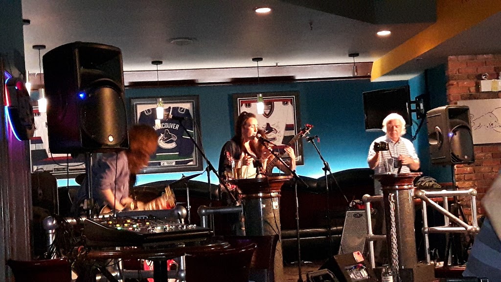 PressBox Pub | 2889 E Hastings St, Vancouver, BC V5K 2A1, Canada | Phone: (604) 252-2690