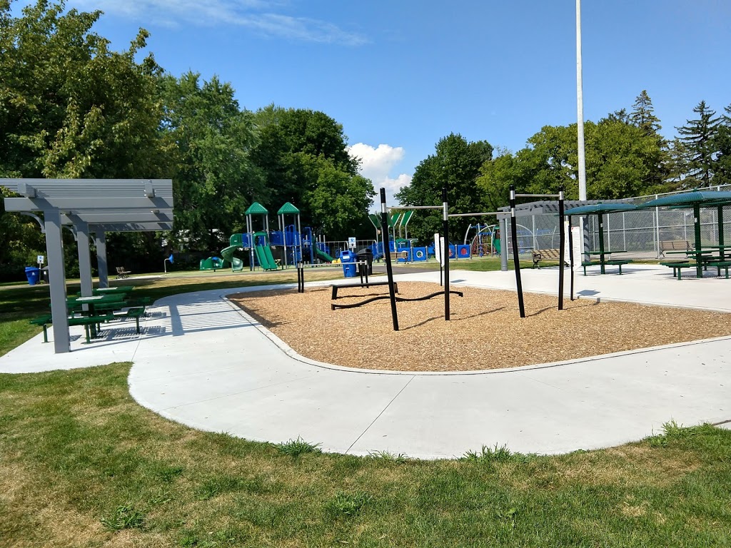 Cloverdale Park | 63 Shaver Ave S, Etobicoke, ON M9B, Canada | Phone: (416) 338-4386