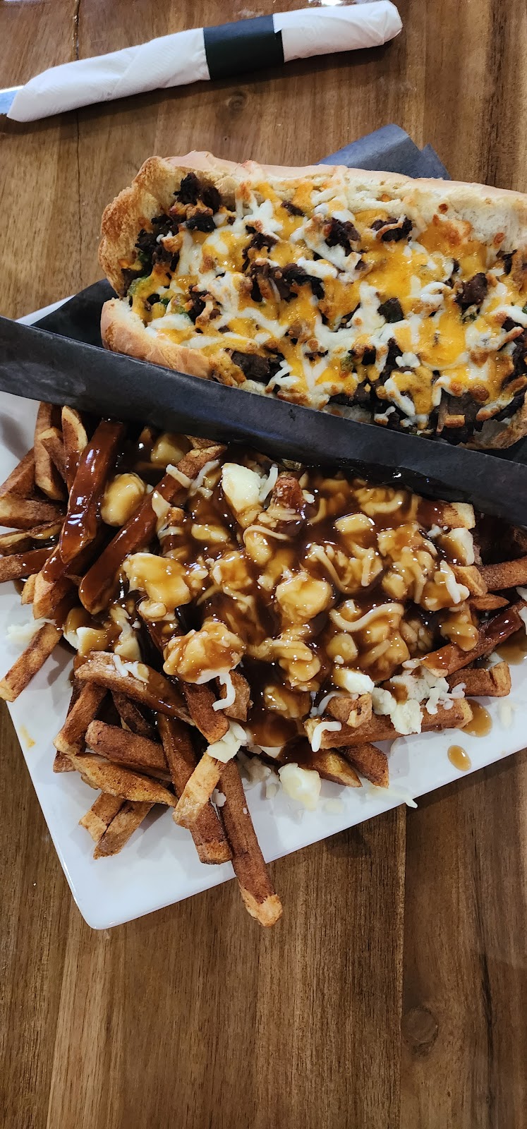Fitzy’s 86 Sports Bar | 150 Peter St, Pembroke, ON K8A 0G3, Canada | Phone: (613) 631-0809