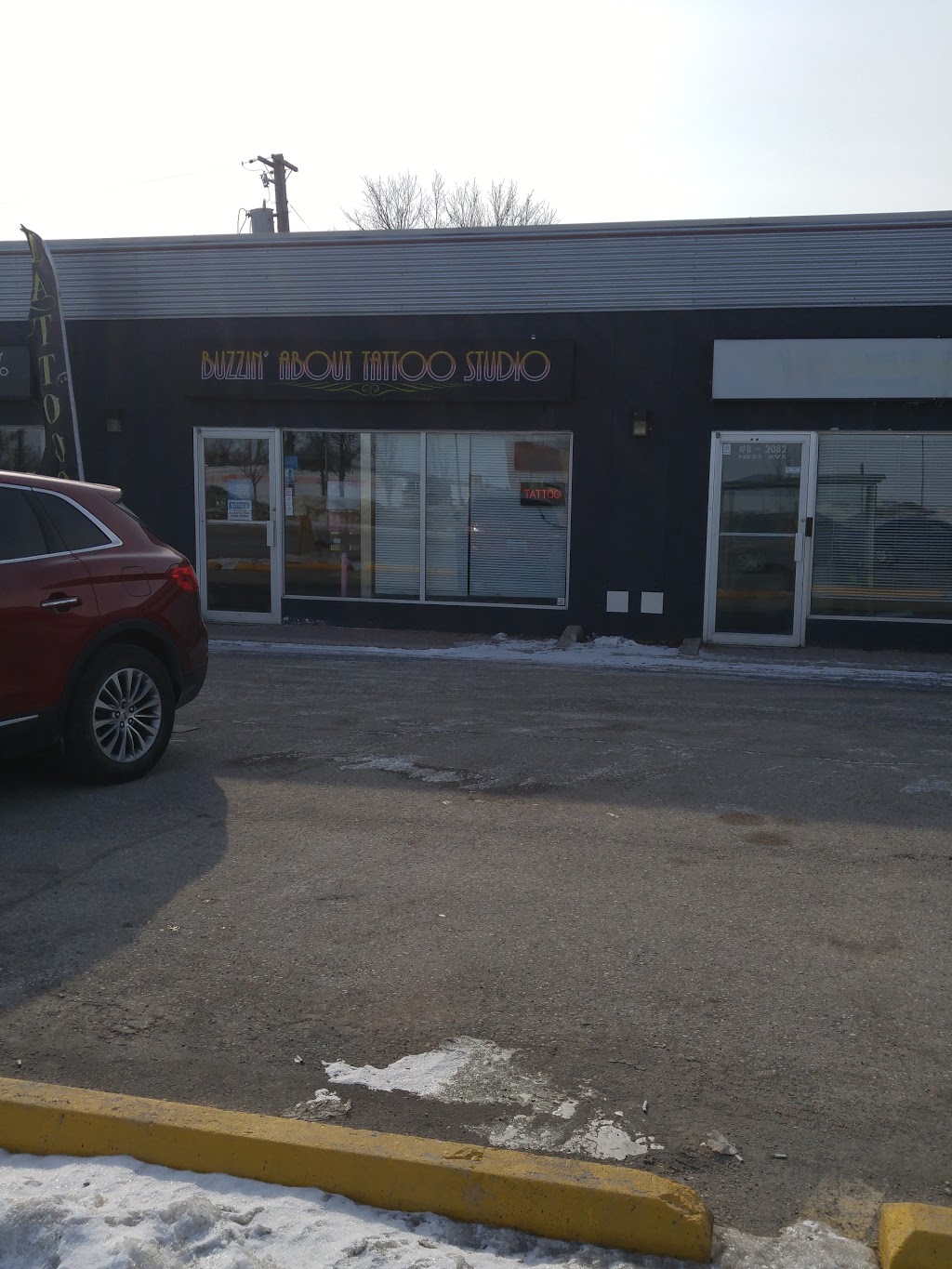 Buzzin About Tattoo Studio | 2082 Ness Ave, Winnipeg, MB R3J 0Z3, Canada | Phone: (204) 898-2899