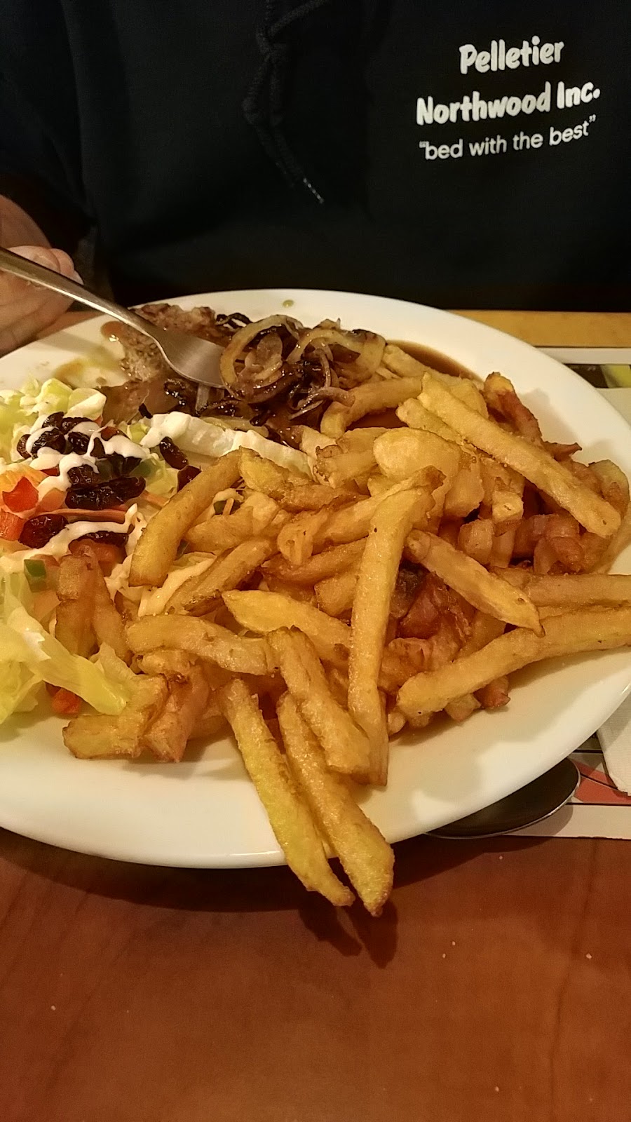 Rest-Ô-Vieux Poêle | 1411 Chemin du Bord-de-lEau N, Noyan, QC J0J 1B0, Canada | Phone: (450) 294-3284