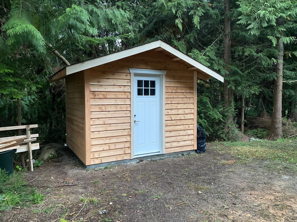 LUX Mountain Homes | #7930, Halfmoon Bay, BC V0N 1Y1, Canada | Phone: (778) 866-4705