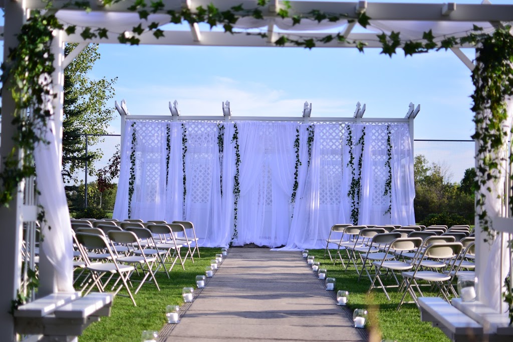 Transcona Country Club Wedding Receptions | 2070 Dugald Rd, Winnipeg, MB R2C 3G7, Canada | Phone: (204) 222-1640