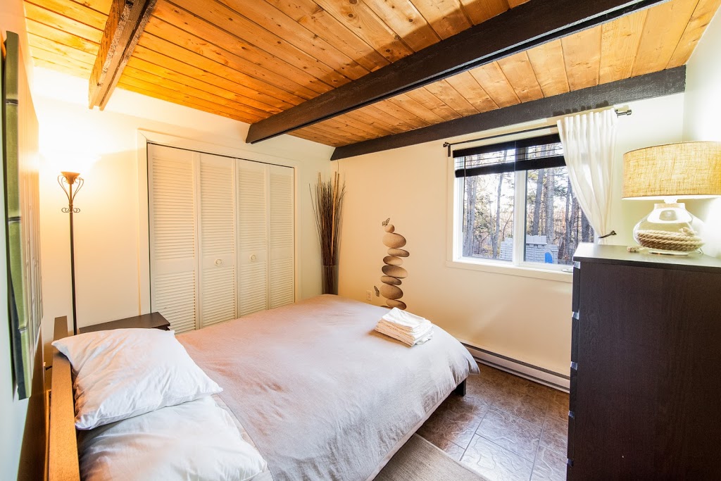 Les Chalets Côté Belval | 9 Rue des Pommiers, Orford, QC J1X 7C6, Canada | Phone: (514) 923-2335