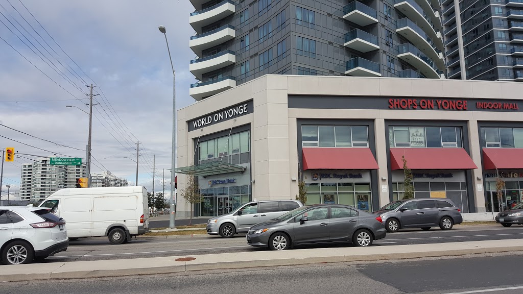 RBC Royal Bank | 7163 Yonge St Unit 109, Markham, ON L3T 0C6, Canada | Phone: (905) 881-4920