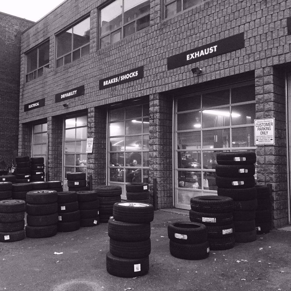McDermott Motors Tirecraft | 300 Shuter St, Toronto, ON M5A 1W7, Canada | Phone: (416) 361-1707