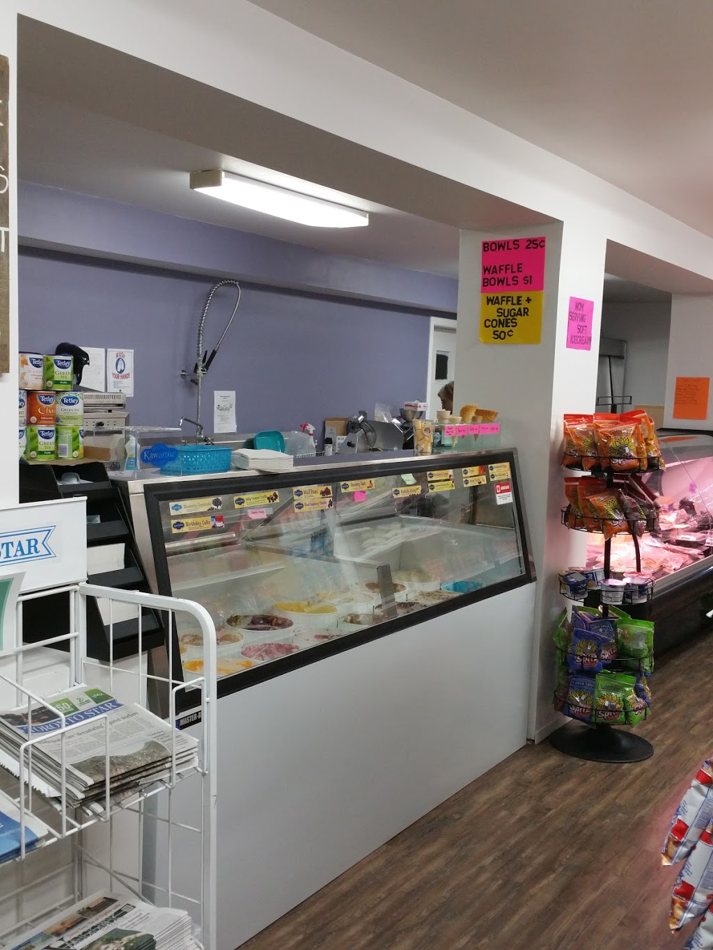 C O Country Market | 39258 Combermere Rd, Combermere, ON K0J 1L0, Canada | Phone: (613) 756-1113