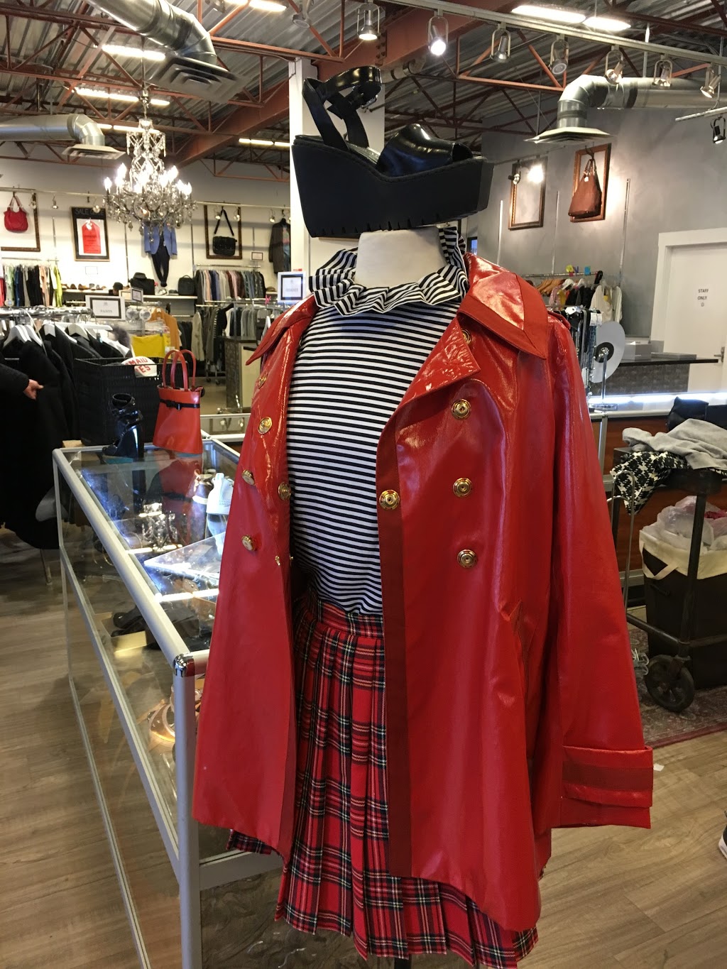 Turnabout | 2929 Main St, Vancouver, BC V5T 3G3, Canada | Phone: (604) 734-5313