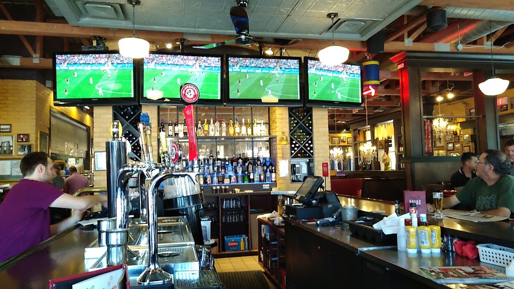 East Side Marios | 1820 Ogilvie Rd, Gloucester, ON K1J 7P4, Canada | Phone: (613) 748-6931