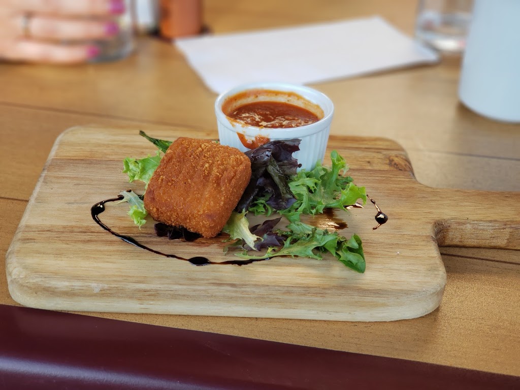 St-Félix Resto Pizzeria | 4260 Rue Principale, Saint-Félix-de-Valois, QC J0K 2M0, Canada | Phone: (450) 889-2654