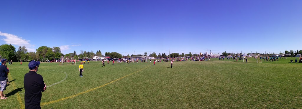 Anderson Park | 900 Raleigh St, Winnipeg, MB R2K, Canada | Phone: (204) 661-1528