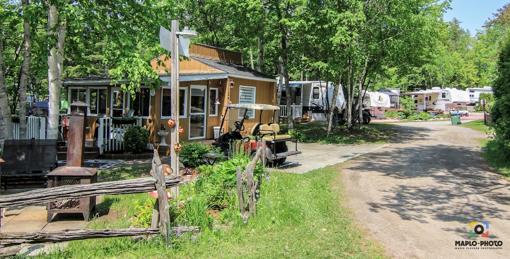 Camping Jonquière | 3553 Rue Saint-Dominique, Lac-Kénogami, QC G7X 7V6, Canada | Phone: (418) 542-0176