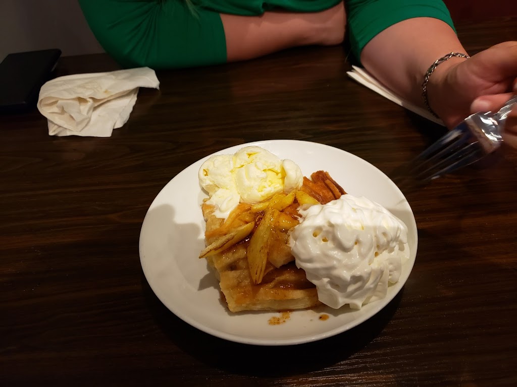 Black Bird Schnitzel Haus | 3298 Island Hwy W, Qualicum Beach, BC V9K 2C6, Canada | Phone: (250) 752-8500