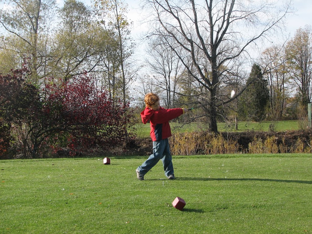 Greystone Golf Course | 2218 Confederation Line, Sarnia, ON N7T 7H3, Canada | Phone: (519) 383-7177