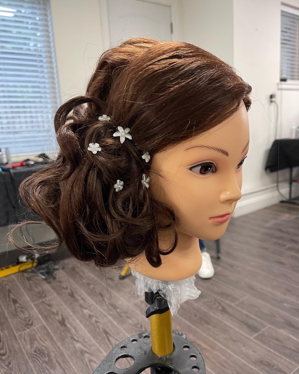silk studio | 2299 Nicklaus Dr, Victoria, BC V9B 6X4, Canada | Phone: (250) 888-4065