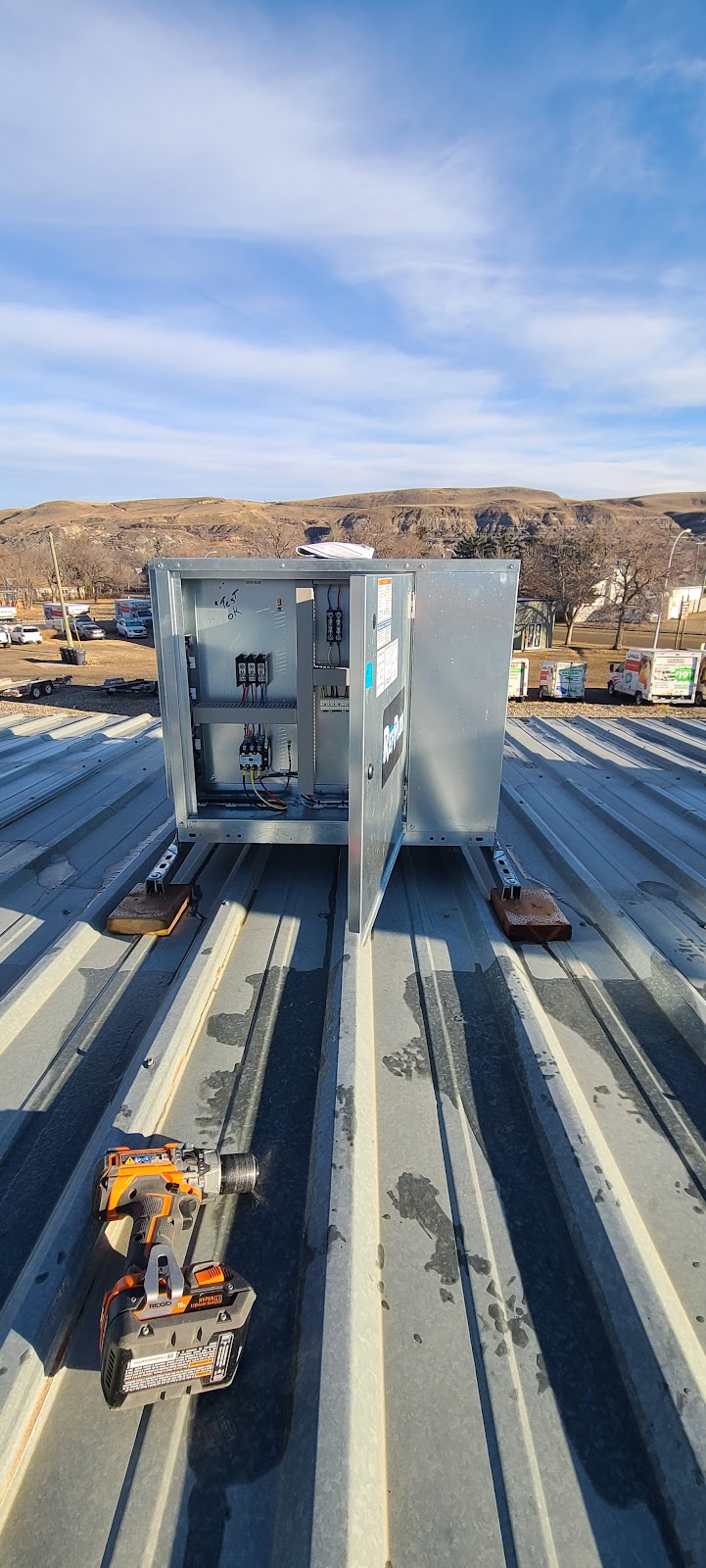 YYC Electrical Solutions | 100 Walgrove Ct SE #4101, Calgary, AB T2X 4N1, Canada | Phone: (587) 999-8756