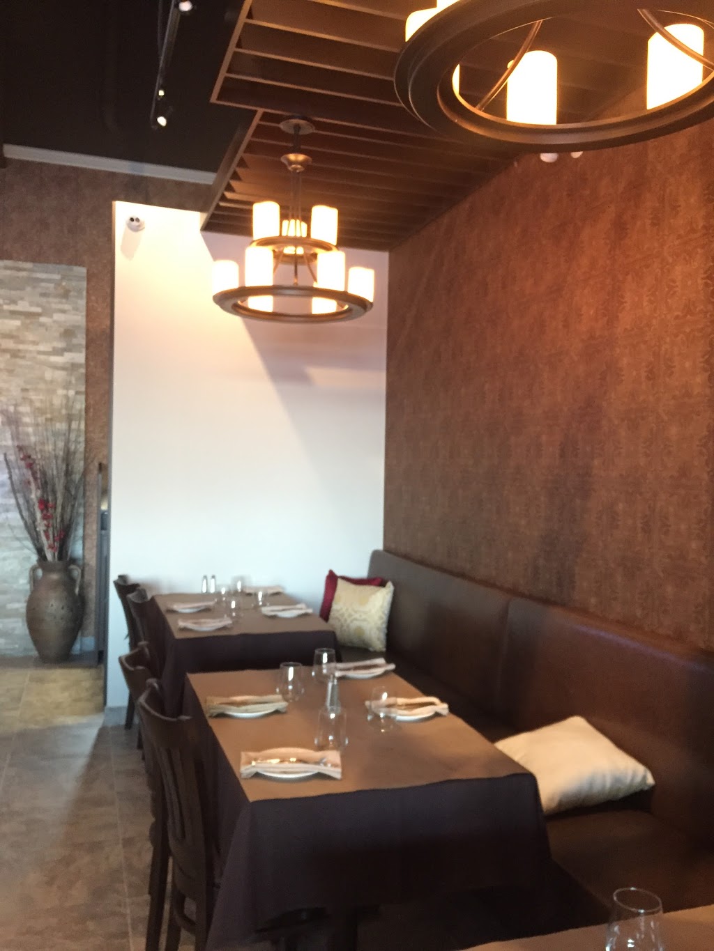 Bombay Cuisine | 4336 King St E, Kitchener, ON N2P 3W6, Canada | Phone: (519) 219-7700