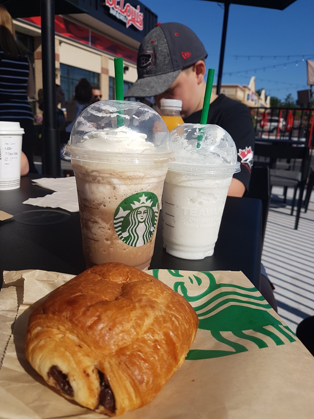 Starbucks | 30 45th St S #8a, Wasaga Beach, ON L9Z 0A6, Canada | Phone: (705) 345-9218