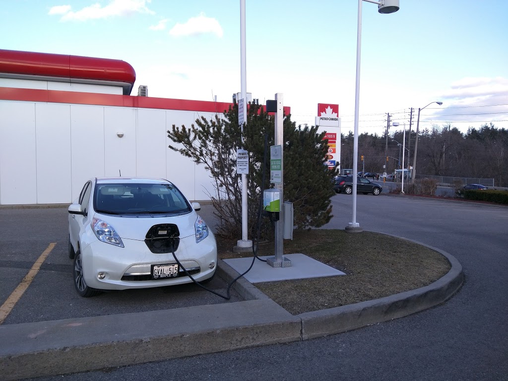 Petro-Canada | 3100 Ellesmere Rd, Scarborough, ON M1E 4C2, Canada | Phone: (416) 208-7018
