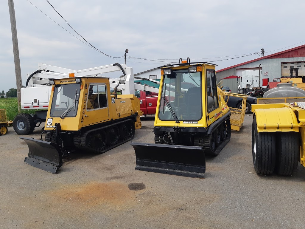 Machineries et Pneus Rosaire Thériault | 1441 Boulevard Saint Laurent E, Louiseville, QC J5V 2L4, Canada | Phone: (819) 228-8426
