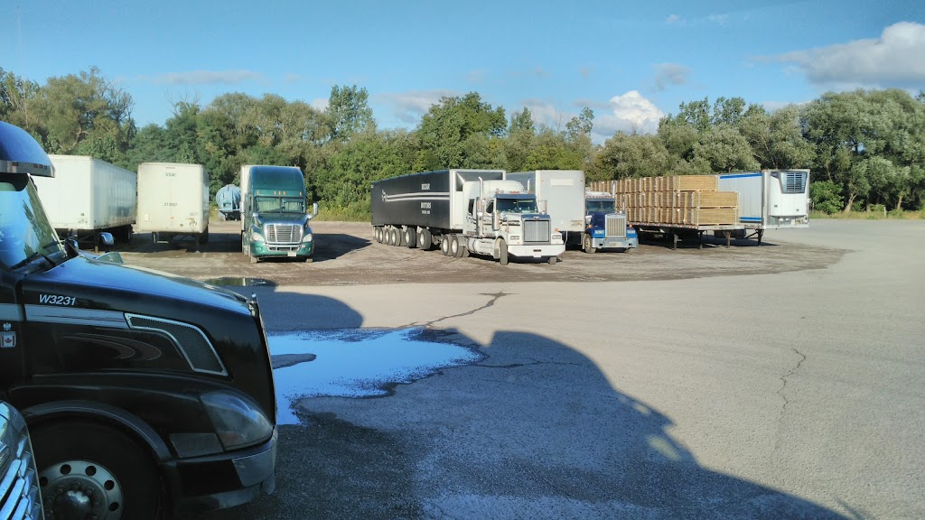 Flying M Truck Stop | 7340 Colonel Talbot Rd, London, ON N6L 1H8, Canada | Phone: (519) 652-2728