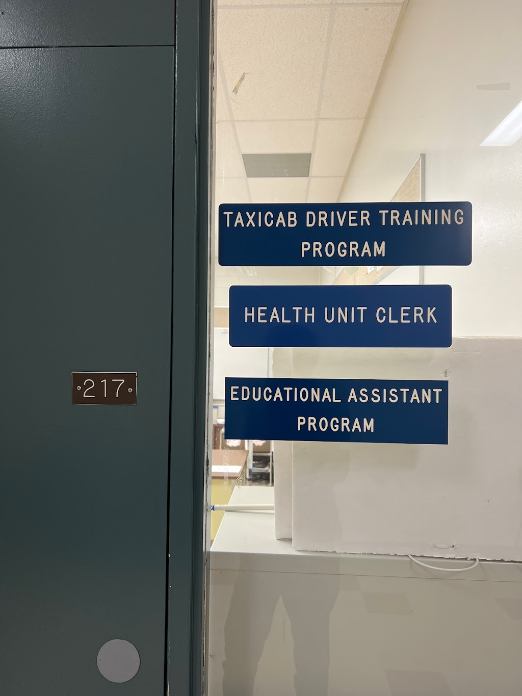 Taxi Training School | 470 Hamilton Ave, Winnipeg, MB R2Y 1M1, Canada | Phone: (204) 832-9637