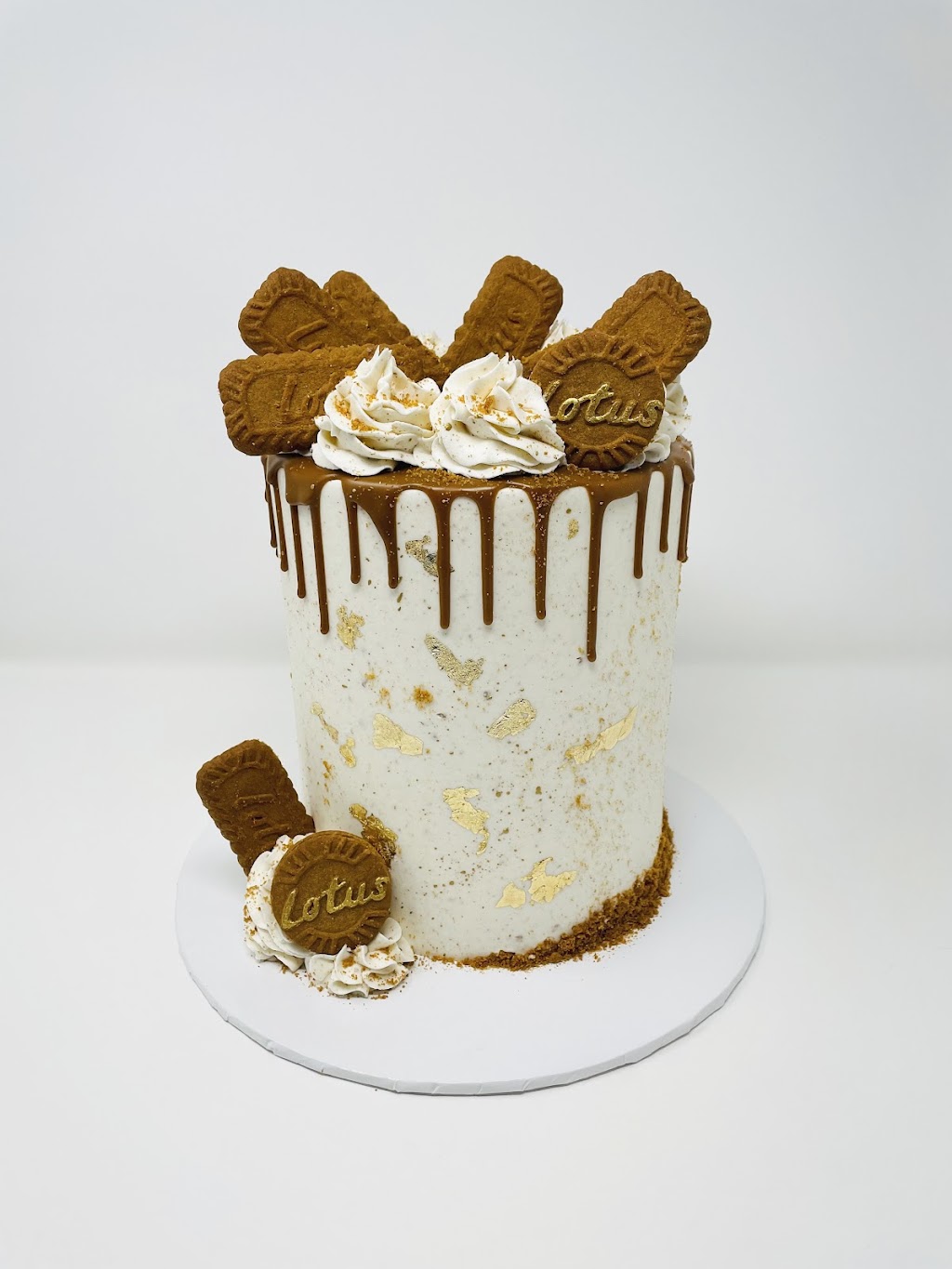 Sweet Girls Cake Shoppe | Powell Rd, Whitby, ON L1N 6Y7, Canada | Phone: (905) 626-1375