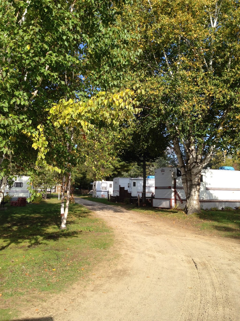 RV Camping | 14 Chemin 4 du Barrage-Mercier, montcerf lytton, QC J0W 1N0, Canada | Phone: (819) 438-2355