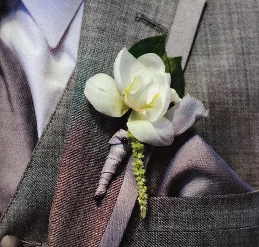 Yorkdale Flowers | 89 Bentworth Ave, North York, ON M6A 1P6, Canada | Phone: (647) 352-1338
