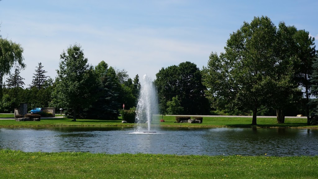 Holy Cross Cemetery | 620 Governors Rd E, Paris, ON N3L 3E1, Canada | Phone: (519) 442-2608