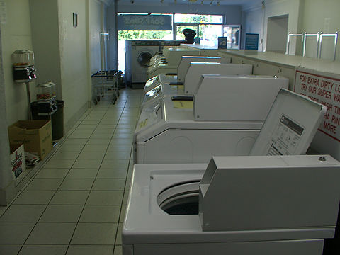 Soap Sudz Laundry | 255 Henderson Hwy, Winnipeg, MB R2L 1M3, Canada | Phone: (204) 654-3216