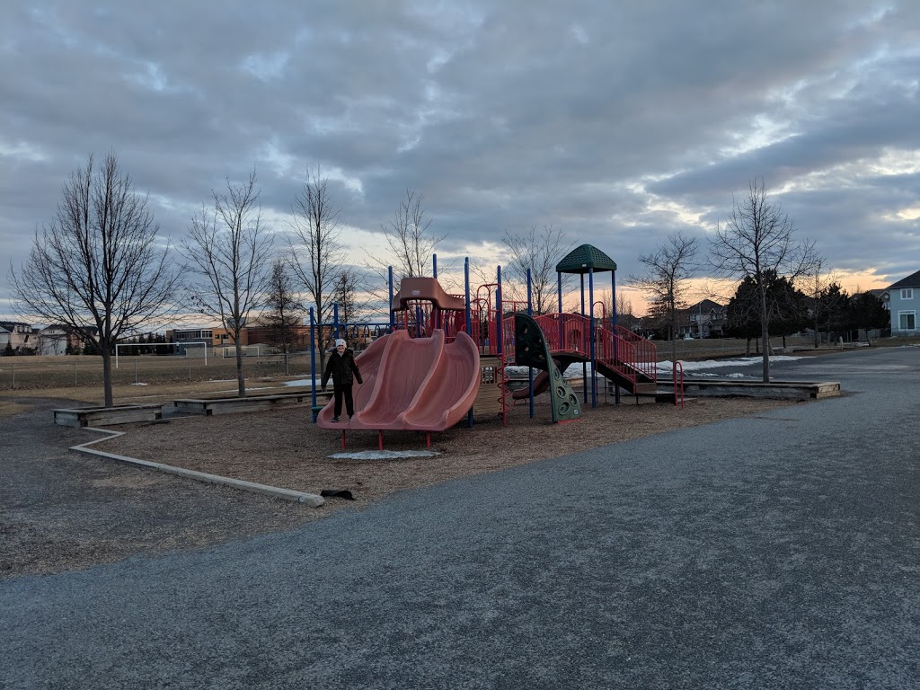 Cresthaven Park | 28 Cresthaven Dr, Nepean, ON K2G 7B7, Canada