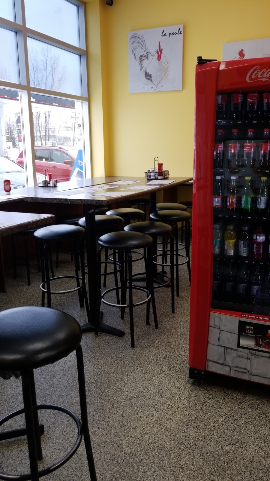 Rôtisserie Pizzéria Royal | 6590 Boulevard Parent, Trois-Rivières, QC G0X, Canada | Phone: (819) 693-5733