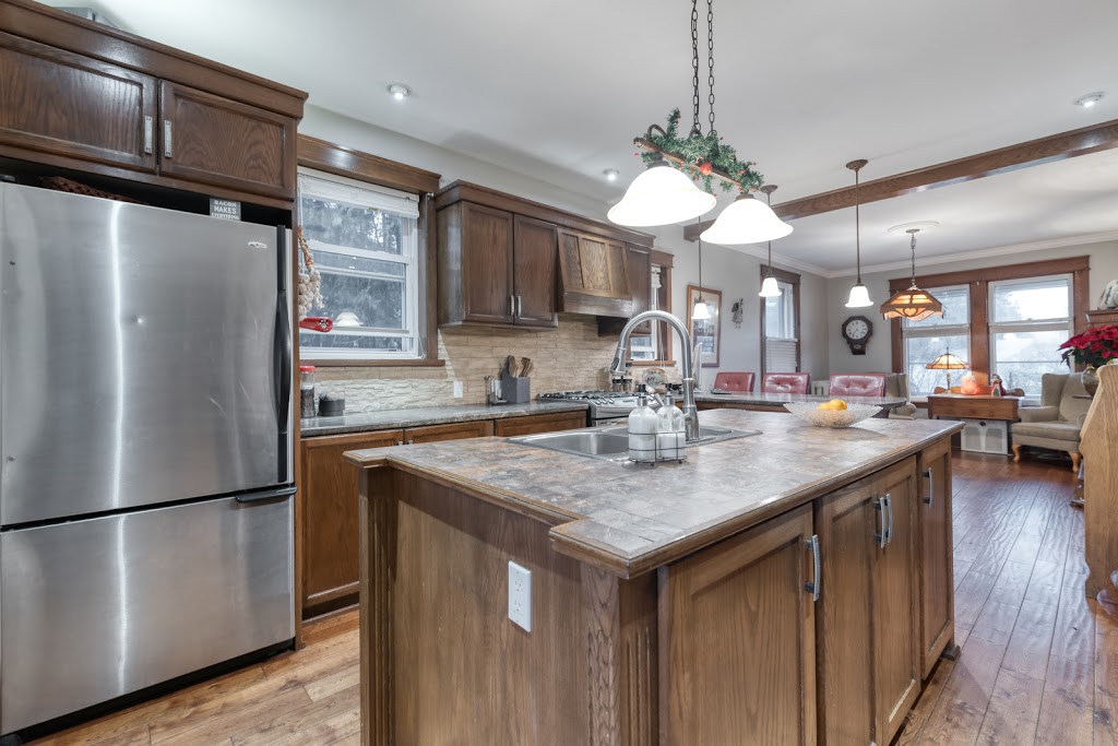 Lennox Realty Group - Keller Williams Golden Triangle Realty | 640 Riverbend Dr, Kitchener, ON N2K 3S2, Canada | Phone: (519) 573-4404